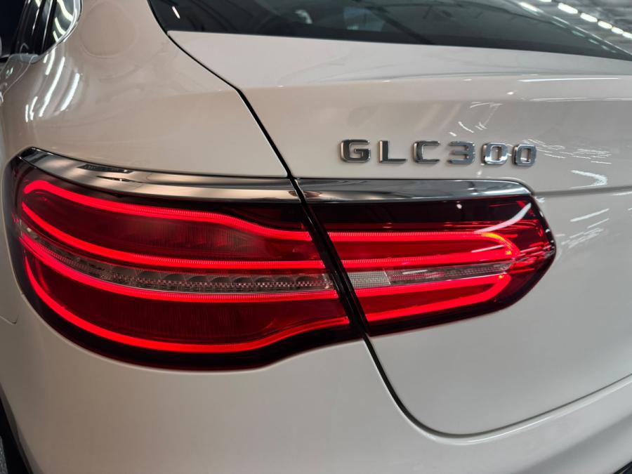 GLC300 Coupe AMG Edition 4Matic - Image 5
